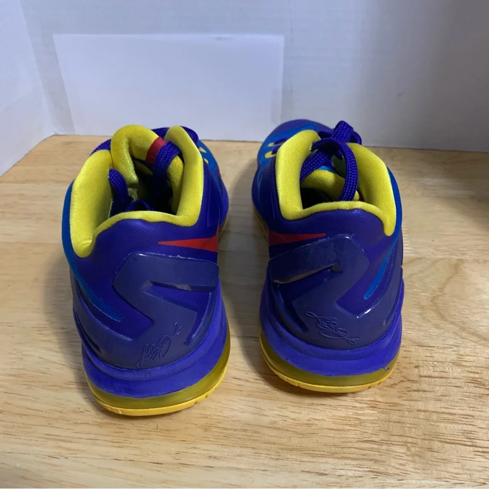 NIKE AIR MAX LEBRON XI LOW GS SUPERMAN 2014‎ BLUE/RED 644534-401  SZ 6Y/W7.5